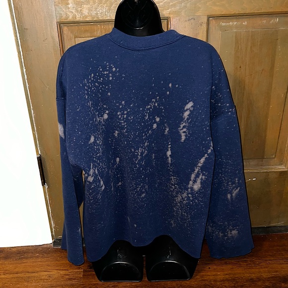 2/$30 Vintage Russell Athletic TN Navy Cropped Raw Hem Long Sleeve Pullover XL - Picture 9 of 12